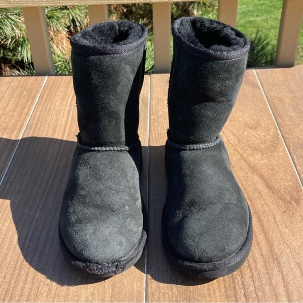 UGG Faux Fur Lined Winter Boots Black Size 5